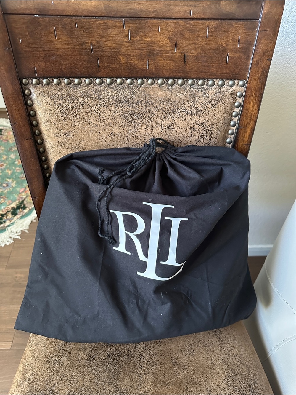 Lauren Ralph Lauren Green Leather Drawstring Bucket Shoulder Bag Gold Hardware - Picture 15 of 15